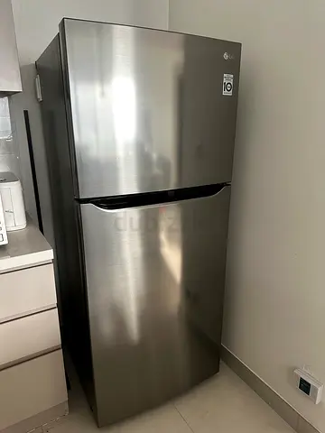 LG 393L Dark Graphite  Silver, Top Mount Freezer and Refrigerator (GNB492SLCL) - Good Condition