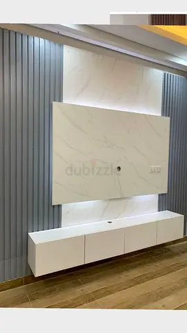 Wall-mounted TV unit with floating cabinet and marble-effect panels