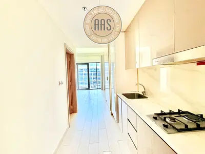 Boulevard view •• Chiller Free •• brand new •• luxurious & lavish studio •• Ready to Move