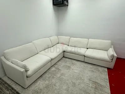 Like new condition oc home modular sofa