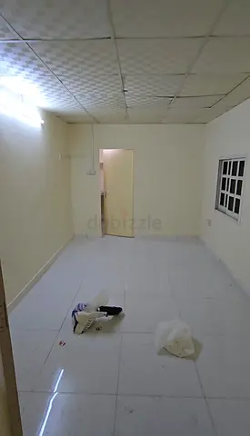 Bachelor Room Attached bathroom and kitchen