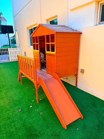 Wooden Kids Tree House Playhouse with Slide - Good Condition
