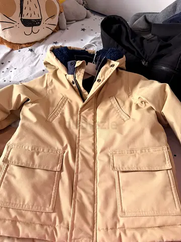 Petit bateau - Beige Hooded Winter Jacket with Sherpa Lining - excellente Condition - 104cm