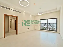 2BR + Study | Walkable to Metro | Large Layout