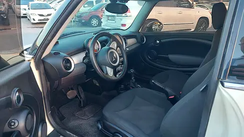 2011 MINI COOPER 缩略图 18