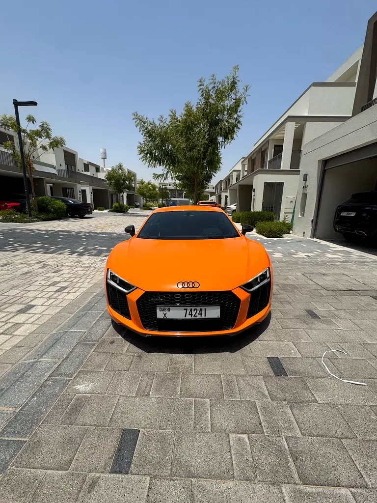 Audi R8 2017 — photo 1 of 11