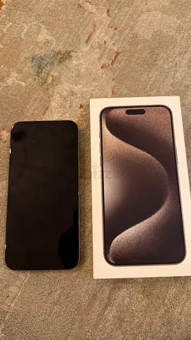 Apple iPhone 15 Pro Max 512GB Natural Titanium – Excellent Condition – Original Apple Case Included
