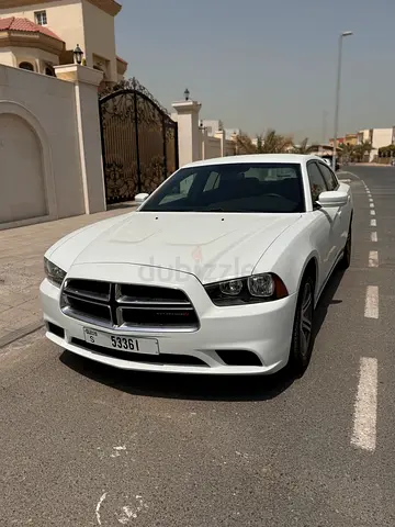Dodge Charger SE 2014 GCC Specs - Full Service History