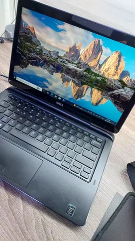 Dell Latitude 7350 laptop 2 in 1