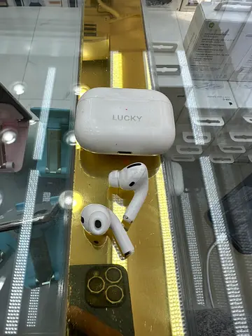 airpod pro excellent condition used