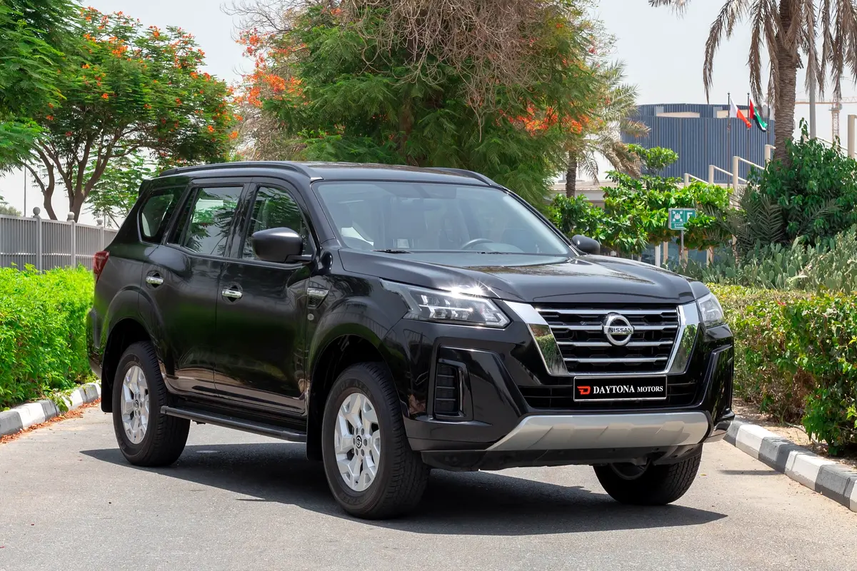 Nissan X-Trail 2023 — photo 1 of 20