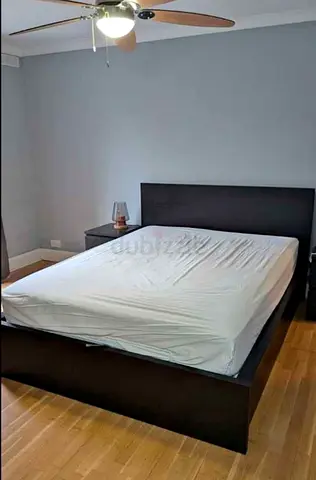 Ikea hydrolic bed with mattress King size bed