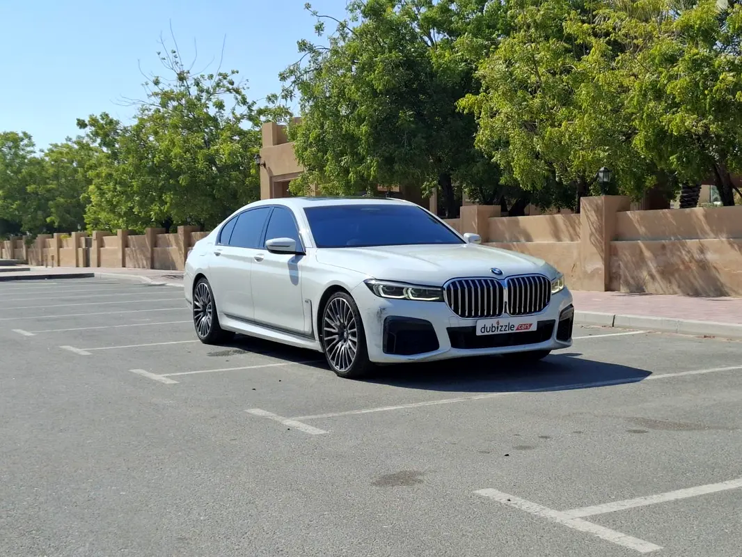 BMW 7-Series 2021 — photo 1 of 16