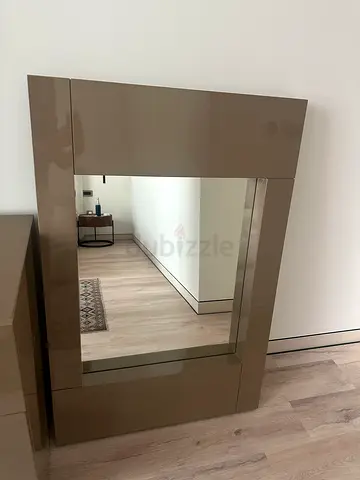 Wall mirrors