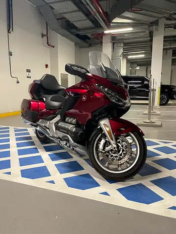 Honda Goldwing (Automatic)