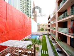 Pool view | Mid floor | Kitchen equipped | Flexible T&amp;Cs