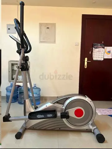 Elliptical Cross Trainer Exercise Machine