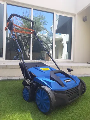 Hyundai artificial grass sweeper/cleaner