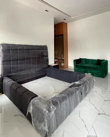 Queen-size upholstered bed frame with tufted headboard - like new