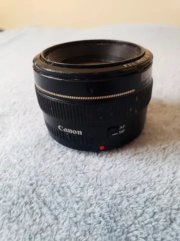 Canon EF 50mm f/1.4 USM lens