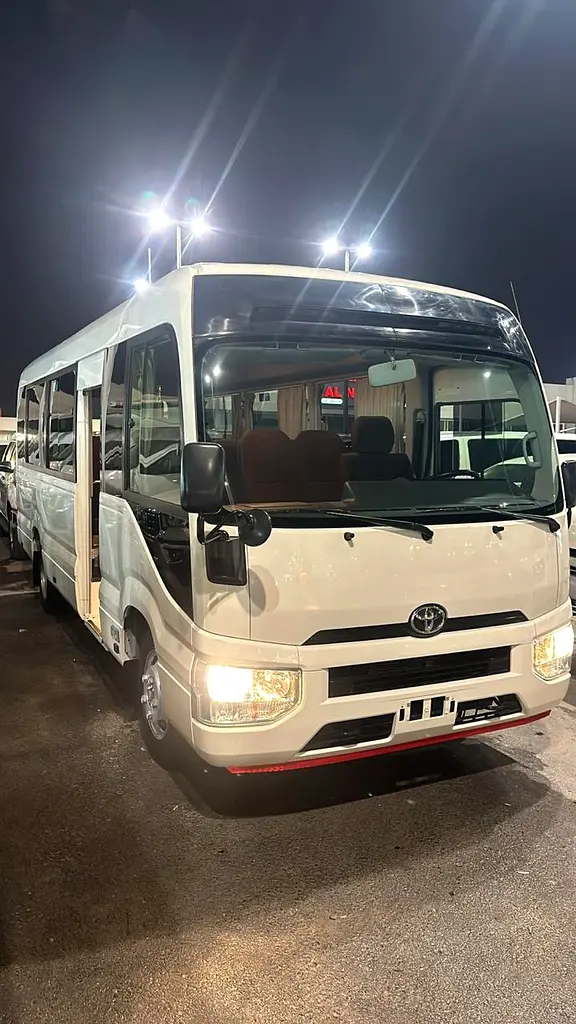 Toyota Coaster 2022 — photo 1 of 20