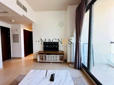 FULLY FURNISHED | READY TO MOVE | OPEN KITCHEN