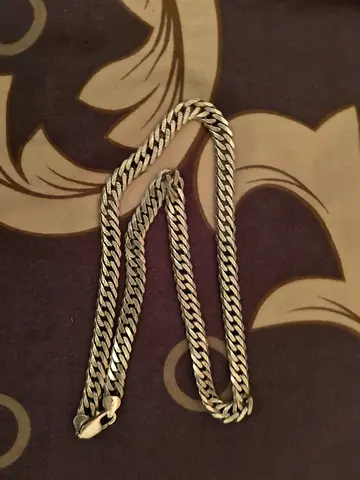 Silver Cuban Link Chain Necklace - 22 inch (pre-owned)