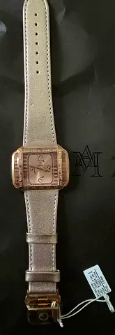 Womens square dial fashion watch with metallic leather strap - excellent condition