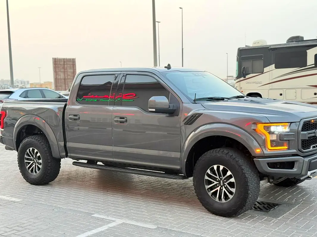 Ford F-150 2019 — photo 1 of 6