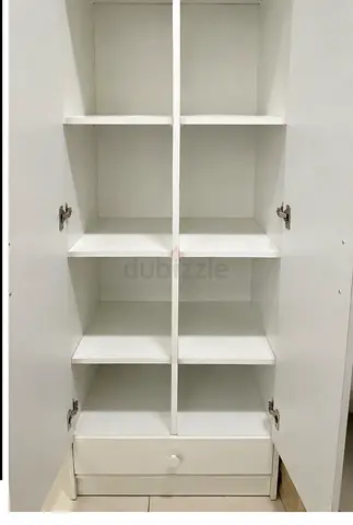 Cabinet with 7 shelves 2door