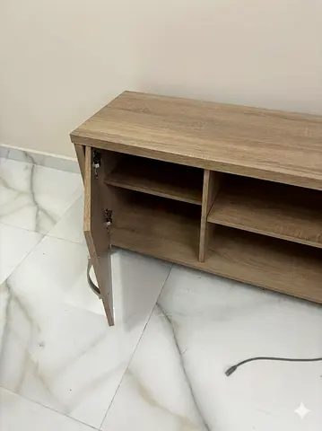 HomeBox TV Unit – AED 200