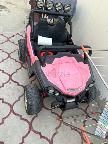 Toy car