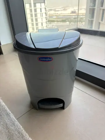 10L Plastic Pedal Dustbin