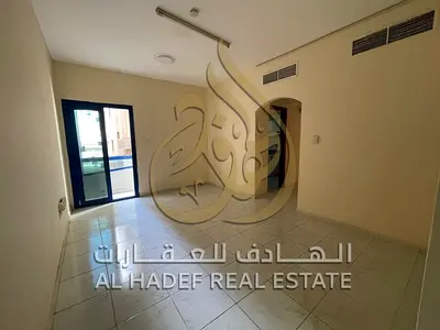 شقة غرفة وصالة مع بلكونة للإيجار في المجرّة | مساحة كبيرة | تكييف وغاز مركزي