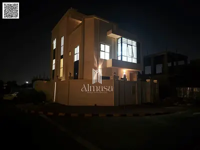 فرصة استثنائية للتملك الحر | فيلا كورنر حديثة للبيع في منطقة الزاهية