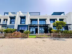 Prestige 5BR Villa | Panoramic Sea Views | Luxlife