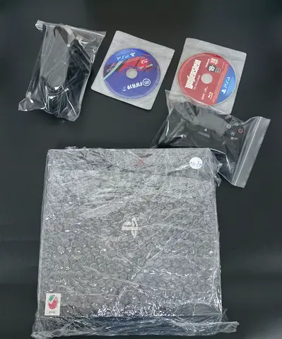 ​Title:
🔥 Mint Condition PS4 Pro (Jailbreakable / Low Firmware) + Controller  3 Free Games! 🔥
​D