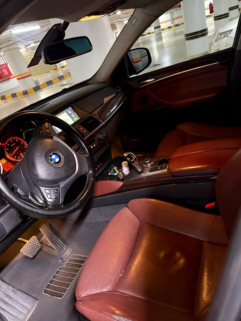 BMW X6 2012 — photo 1 of 6