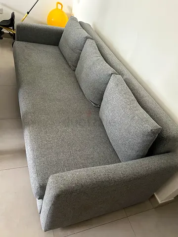 Light grey 3-seater fabric sofa in good condition