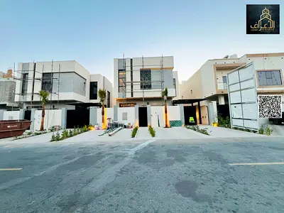 موقع مميز/علي شارع الشيخ محمد بن زايد / تشطيب شخصي /تملك حر /شامل رسوم التسجيل والتمليك