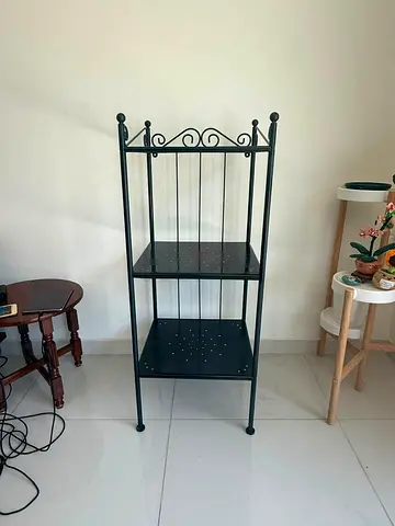 Shelf