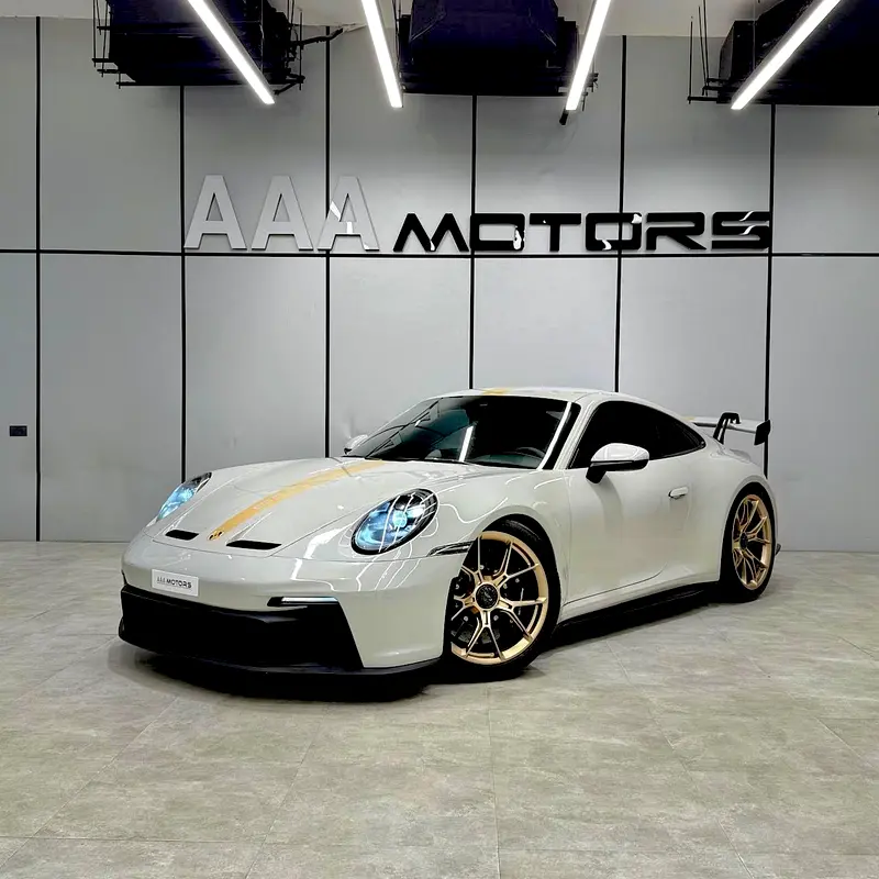 Porsche 911 2021 — photo 1 of 19