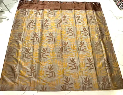 Blackout Pair of brown and gold leaf-pattern curtains with eyelets - in PRISTINE condition