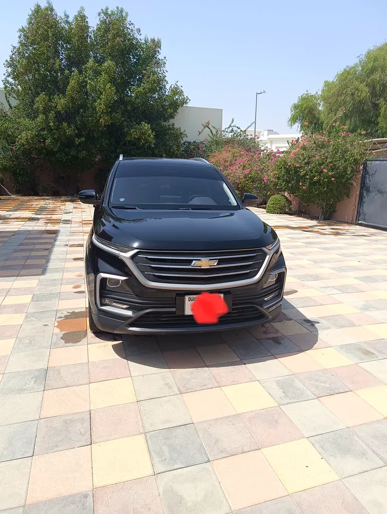 Chevrolet Captiva 2023 — photo 1 of 8