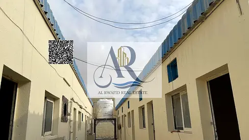 سكن عمال متاح في السجع، مناسب للشركات والمؤسسات الباحثة عن سكن منظم وجاهز للعمالة، مع شمول الخدمات الأساسية لتوفير الراحة وسهولة التشغيل.
