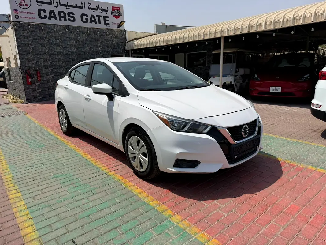 Nissan Sunny 2020 — photo 1 of 13