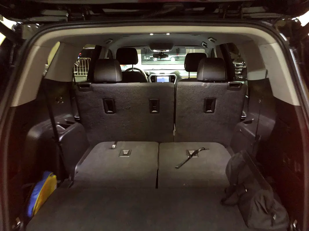 GMC Acadia 2021 — photo 1 of 20