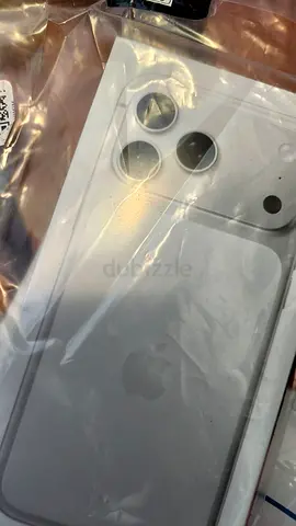 I Phone 17 Pro Max 256GB Silver Seal Pack