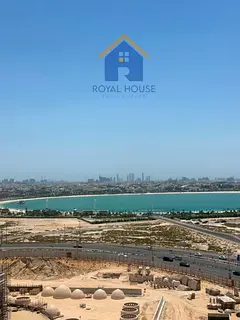 2 Bedroom Apartment with Living Room