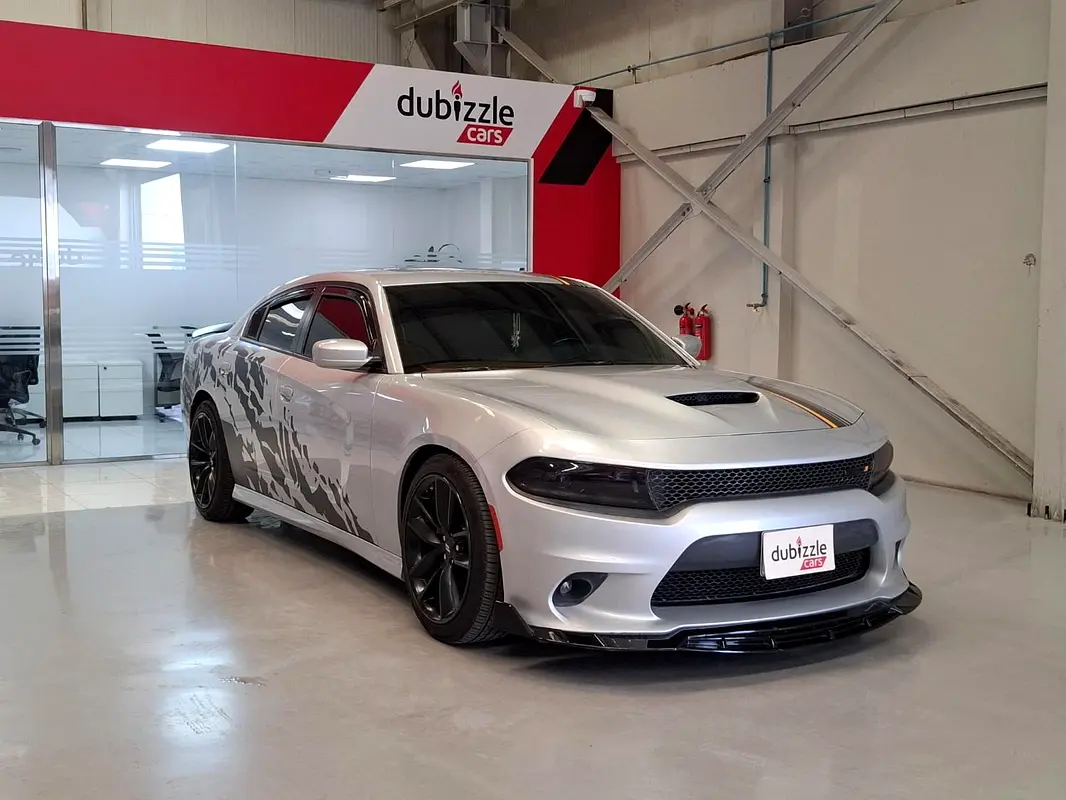 Dodge Charger 2022 — photo 1 of 14